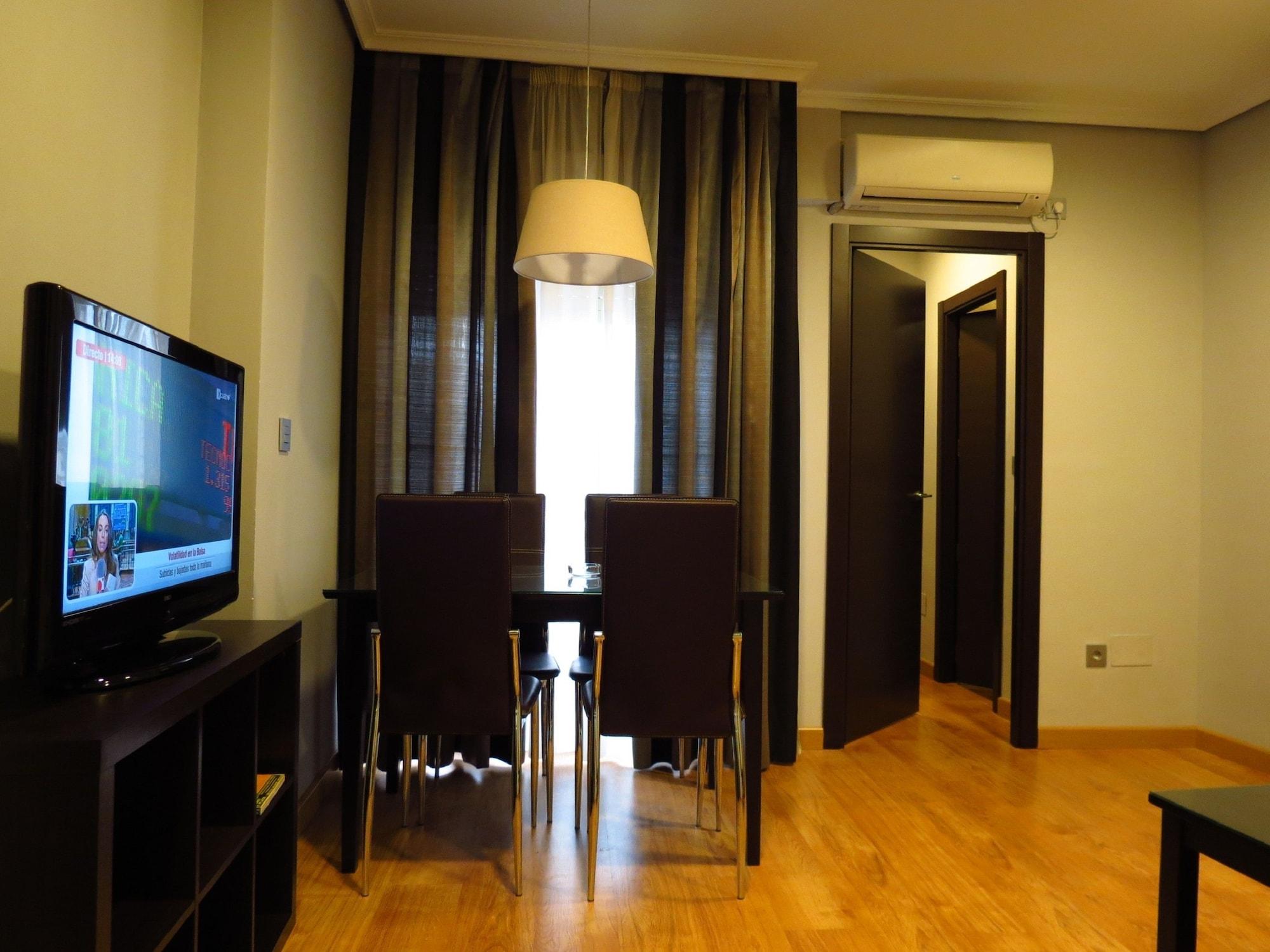 Apartamentos Boutique Catedral Valladolid Habitación foto